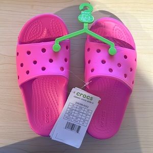 Crocs kids Classic Slide Sandals - Little Kid size